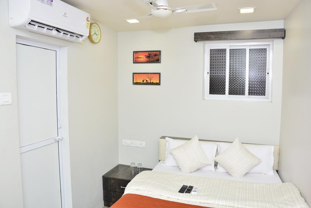 Premier Inn Bombay Exterior foto