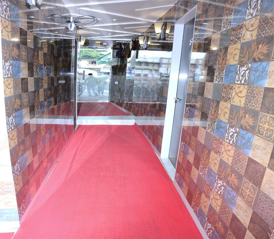 Premier Inn Bombay Exterior foto